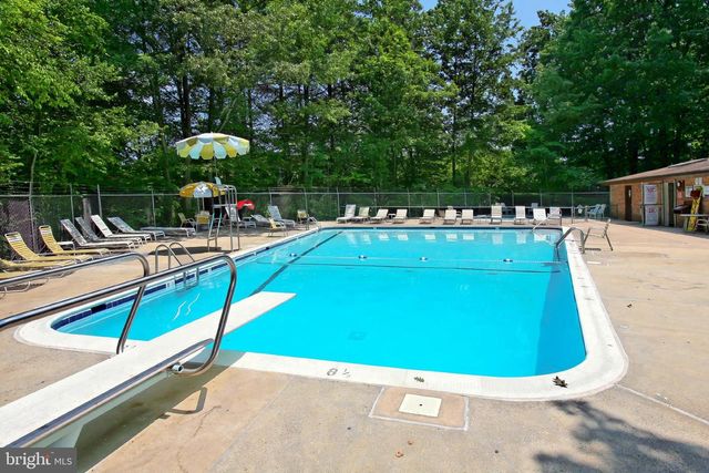7611 TIVERTON DR, Springfield, VA 22152