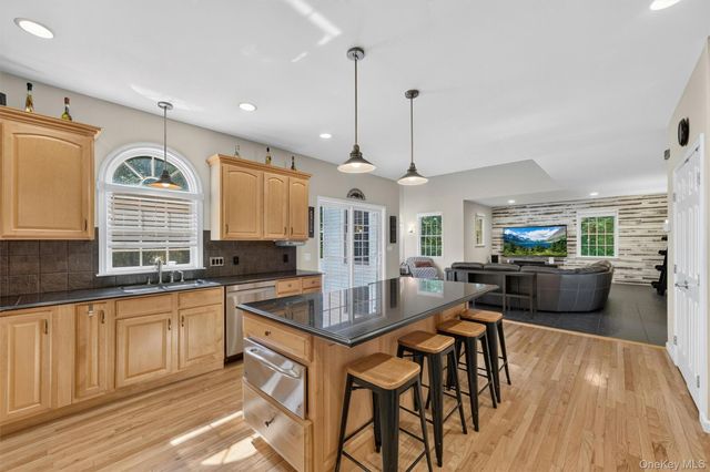 41 Lindy Drive, Carmel, NY 10512