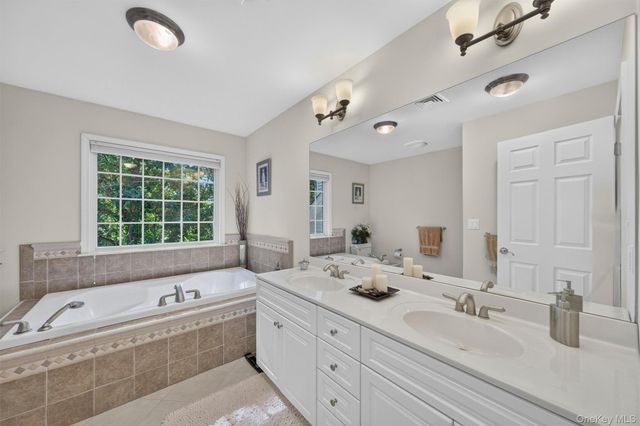 41 Lindy Drive, Carmel, NY 10512