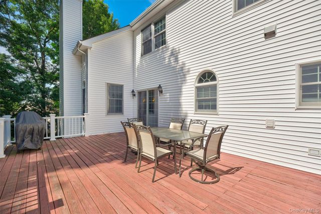 41 Lindy Drive, Carmel, NY 10512