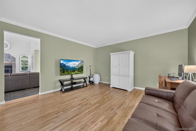 41 Lindy Drive, Carmel, NY 10512