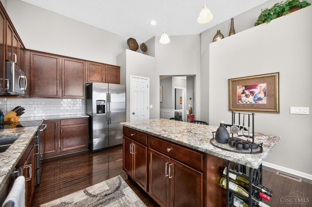 476 Haybrooke Drive, Hamilton Twp, OH 45039