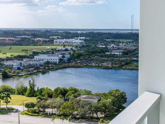 2000 S Metropica Way 2007, Sunrise, FL 33323