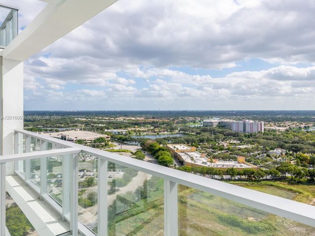2000 S Metropica Way 2007, Sunrise, FL 33323