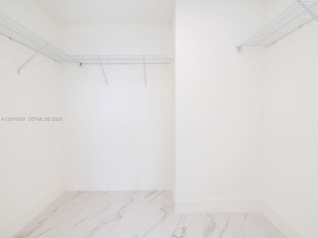 2000 S Metropica Way 2007, Sunrise, FL 33323