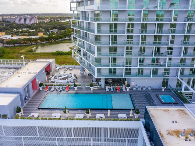 2000 S Metropica Way 2007, Sunrise, FL 33323