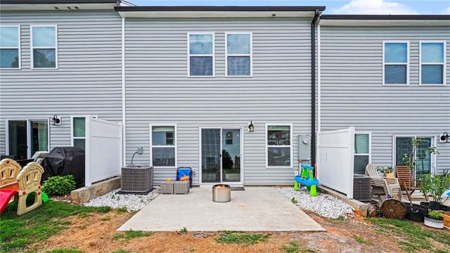 704 Whitfield Drive 44, Greensboro, NC 27455