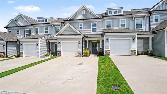 704 Whitfield Drive 44, Greensboro, NC 27455