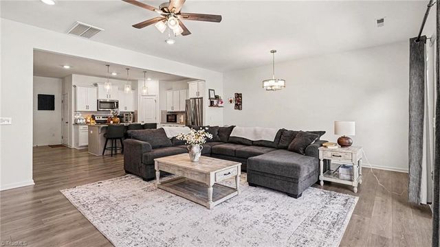 704 Whitfield Drive 44, Greensboro, NC 27455