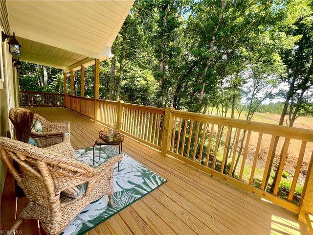177 Linda Carol Avenue, Wilkesboro, NC 28697