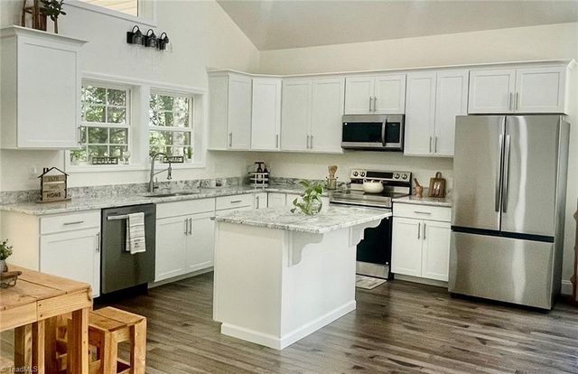 177 Linda Carol Avenue, Wilkesboro, NC 28697