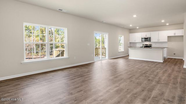 3072 Platinum Circle, West End, NC 27376
