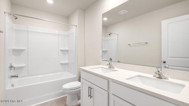 3072 Platinum Circle, West End, NC 27376