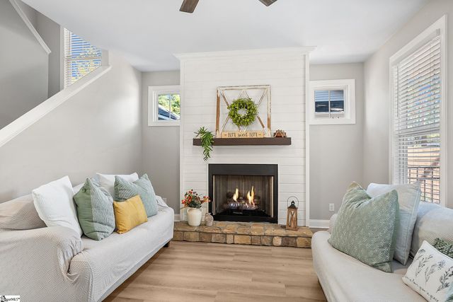 305 Pine Street, Greenville, SC 29601