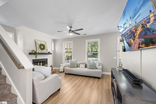 305 Pine Street, Greenville, SC 29601