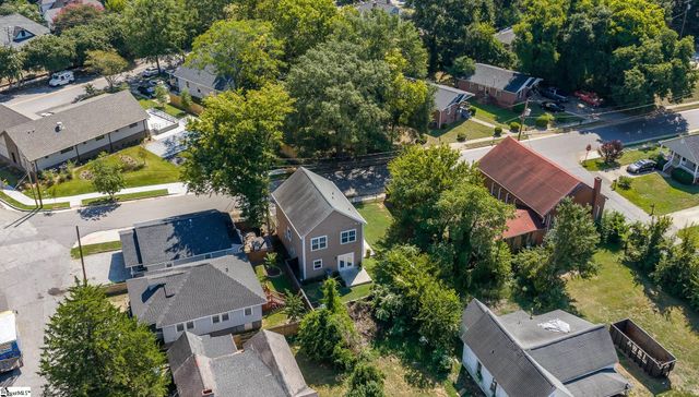 305 Pine Street, Greenville, SC 29601