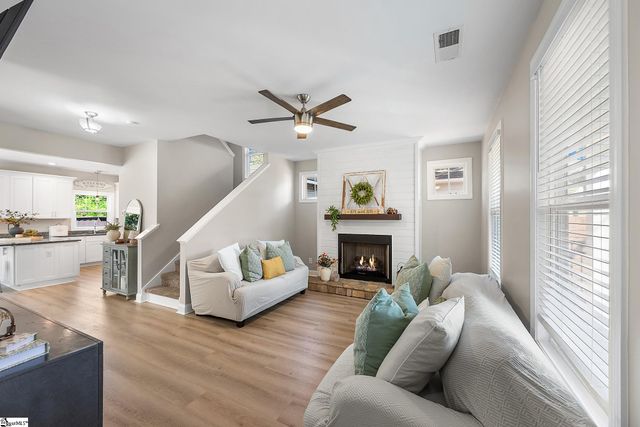 305 Pine Street, Greenville, SC 29601