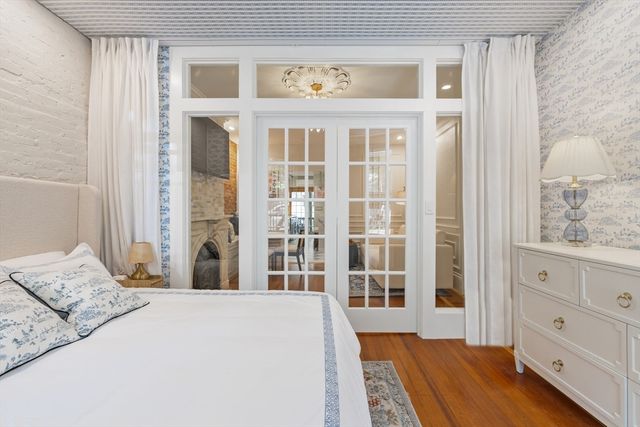 15 Concord Square A, Boston, MA 02118