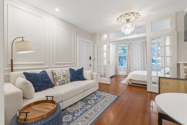 15 Concord Square A, Boston, MA 02118