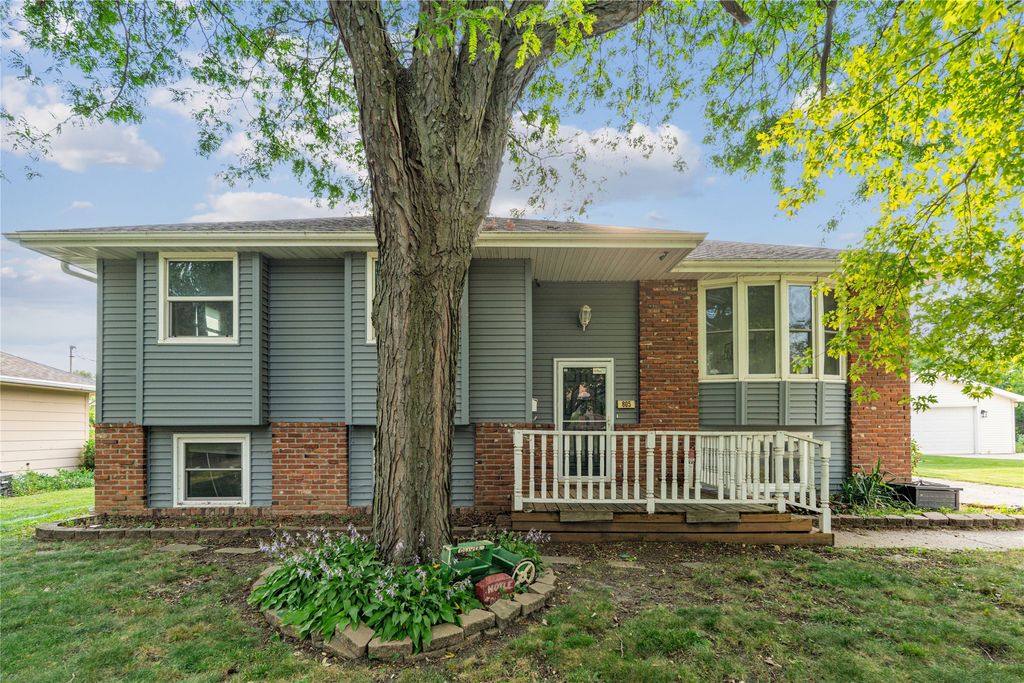 805 NW Logan Street, Ankeny, IA 50023