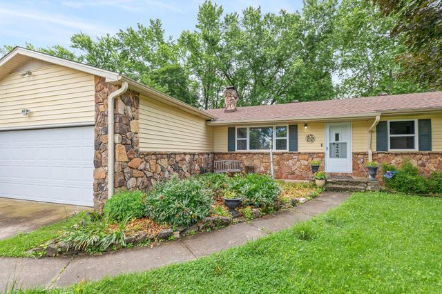 225 Elim Street, Forsyth, MO 65653