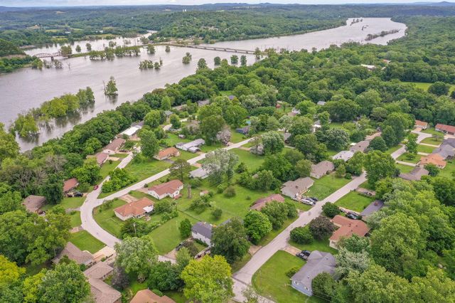 225 Elim Street, Forsyth, MO 65653