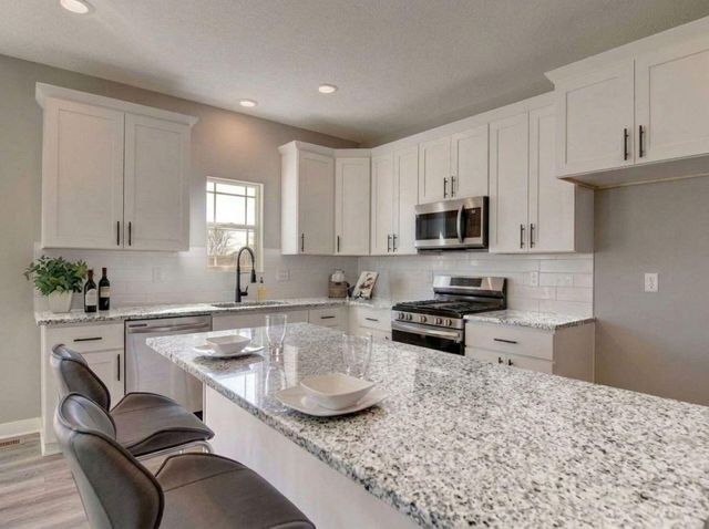 1800 Whispering Pines Lane, Bellefontaine, OH 43311