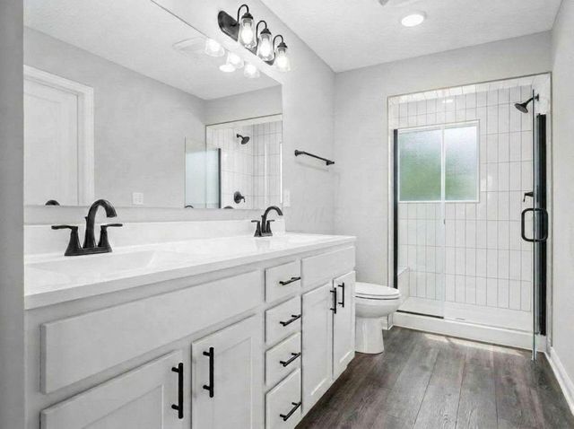 1800 Whispering Pines Lane, Bellefontaine, OH 43311