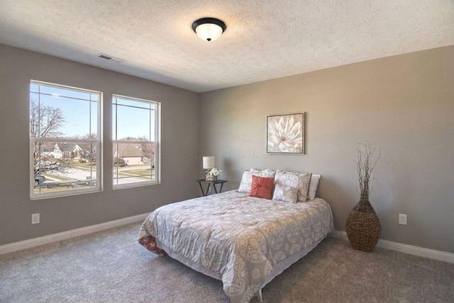 1800 Whispering Pines Lane, Bellefontaine, OH 43311
