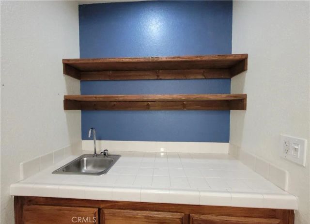 2624 Beech Tree, Hemet, CA 92545