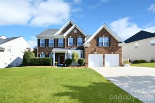 7867 Woodmere Drive, Harrisburg, NC 28075