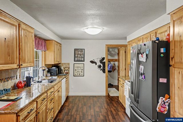 640 S Pershing St, Mt Angel, OR 97362