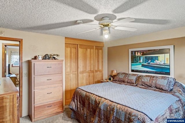 640 S Pershing St, Mt Angel, OR 97362