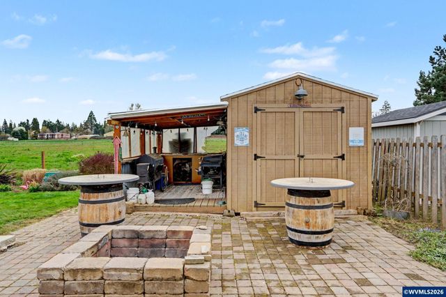 640 S Pershing St, Mt Angel, OR 97362