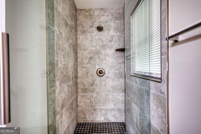 543 Wavelyn Way, Riverdale, GA 30274