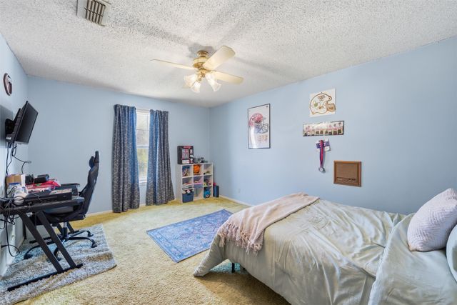 2210 White Street, Clifton, TX 76634