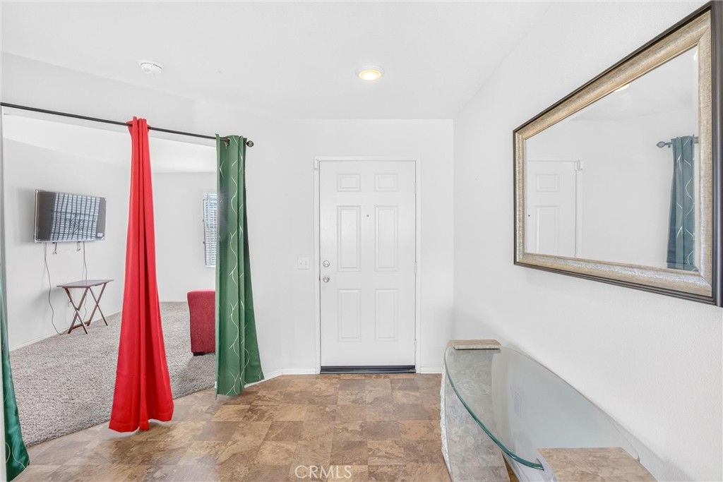 Image 10 of property listing at 14482 Sweetgrass Place, Victorville, CA 92394