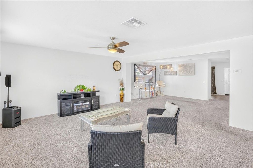 Image 21 of property listing at 14482 Sweetgrass Place, Victorville, CA 92394