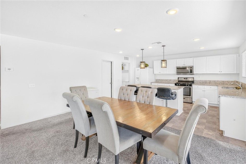 Image 22 of property listing at 14482 Sweetgrass Place, Victorville, CA 92394