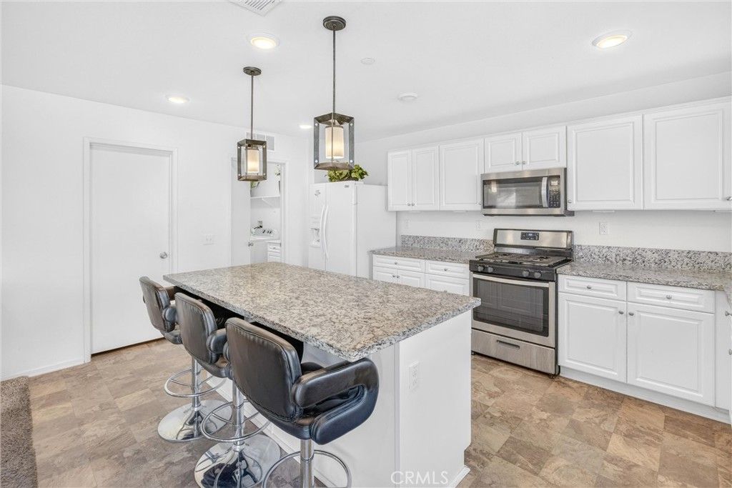 Image 26 of property listing at 14482 Sweetgrass Place, Victorville, CA 92394