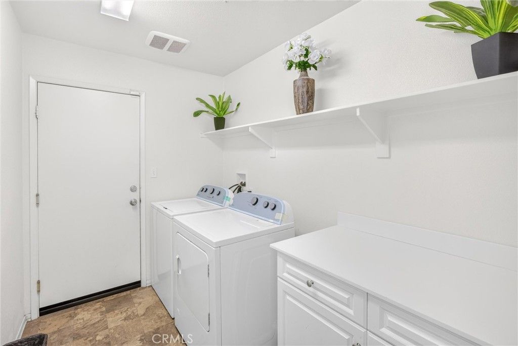 Image 31 of property listing at 14482 Sweetgrass Place, Victorville, CA 92394