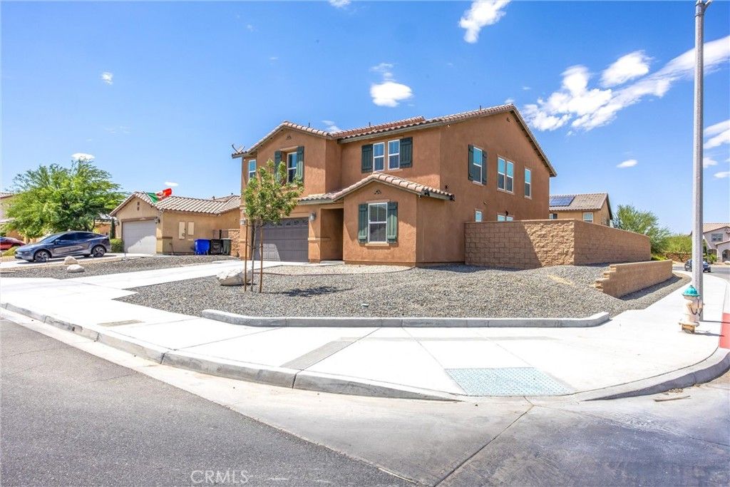 Image 7 of property listing at 14482 Sweetgrass Place, Victorville, CA 92394