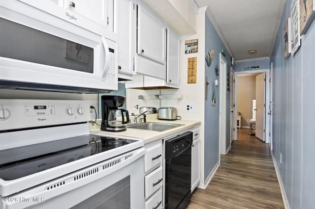 1904 E Fort Macon Road 332, Atlantic Beach, NC 28512