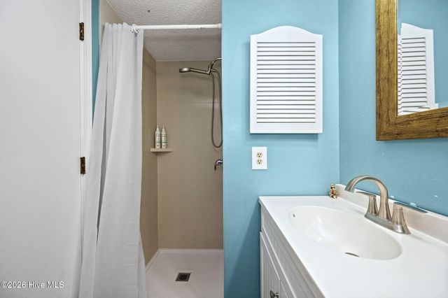 1904 E Fort Macon Road 332, Atlantic Beach, NC 28512