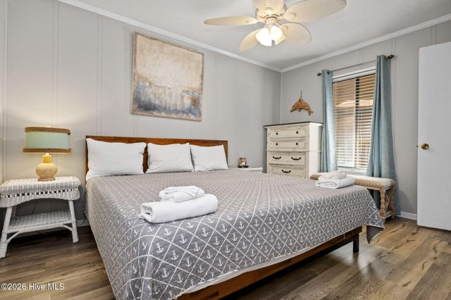 1904 E Fort Macon Road 332, Atlantic Beach, NC 28512