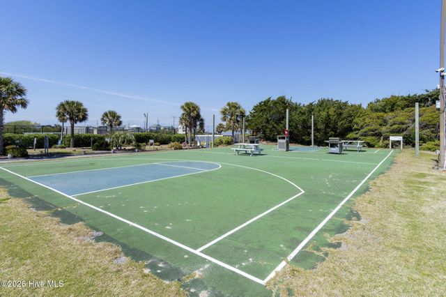 1904 E Fort Macon Road 332, Atlantic Beach, NC 28512