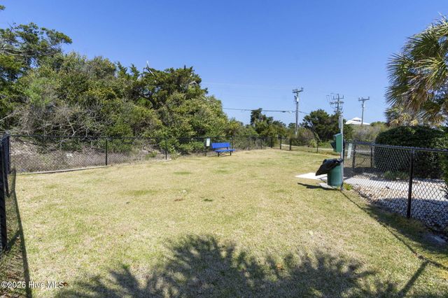 1904 E Fort Macon Road 332, Atlantic Beach, NC 28512