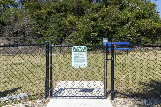 1904 E Fort Macon Road 332, Atlantic Beach, NC 28512