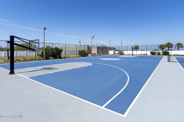 1904 E Fort Macon Road 332, Atlantic Beach, NC 28512