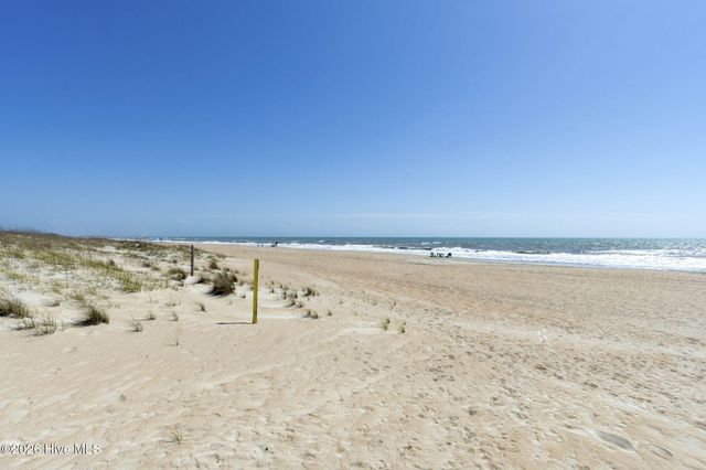 1904 E Fort Macon Road 332, Atlantic Beach, NC 28512